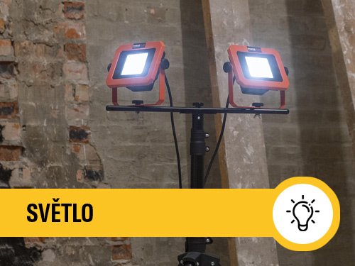 světla